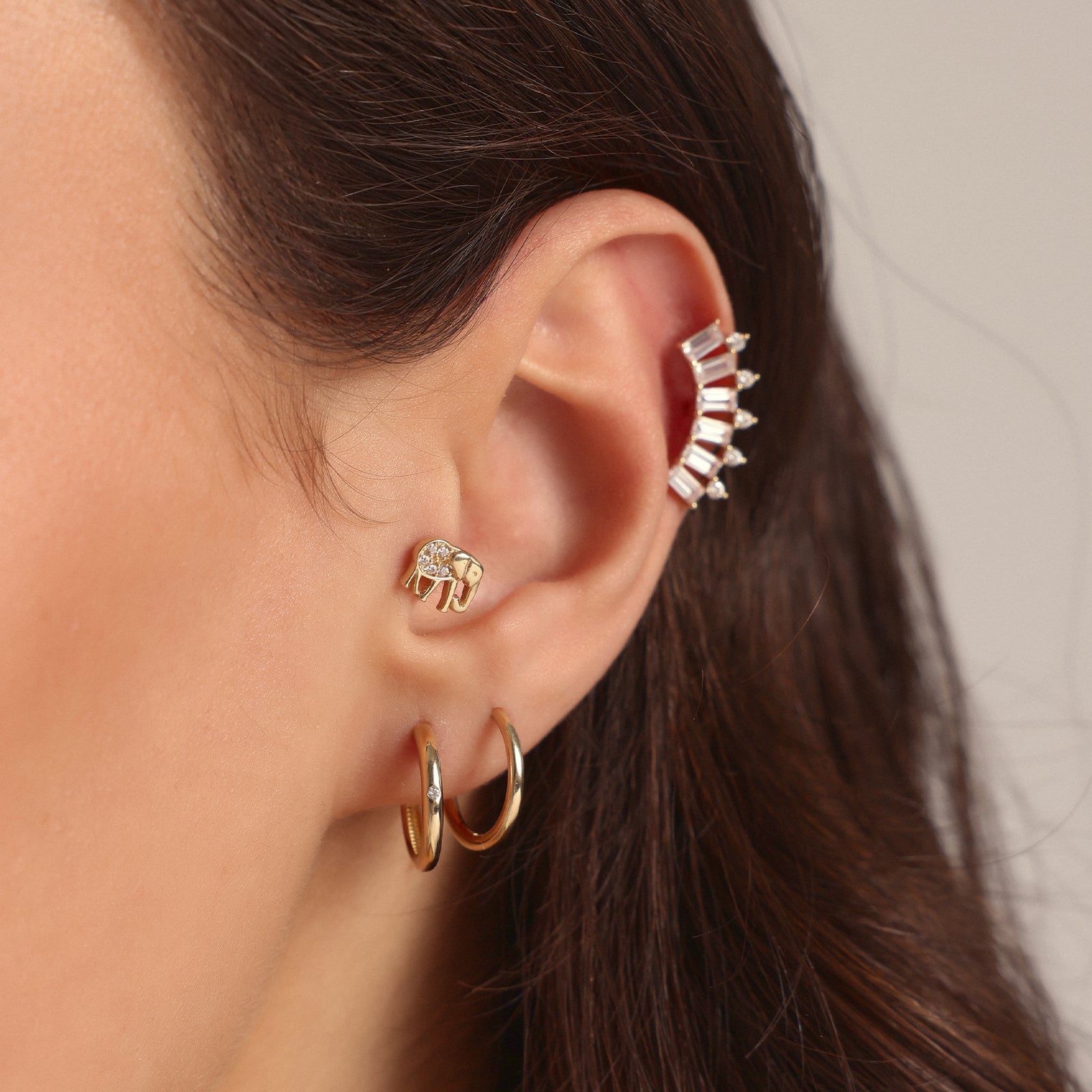 Baget Taşlı Altın Tragus Piercing
