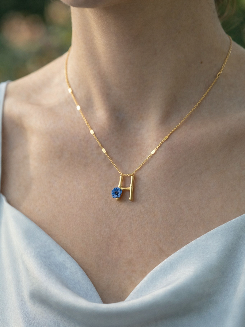 Blossom Letter H Harfi Hezaren Kolye Ucu