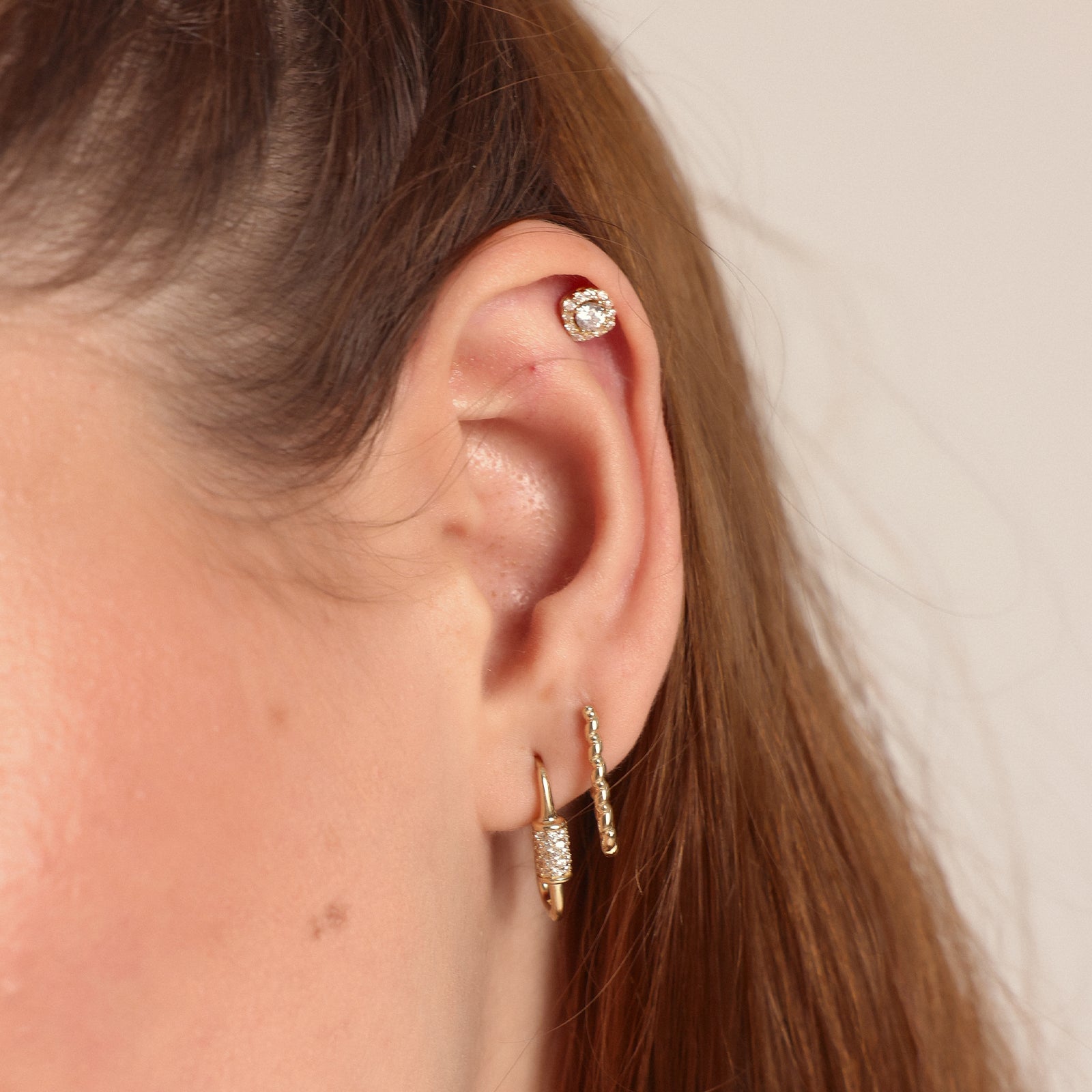 Taşlı Altın Tragus Piercing