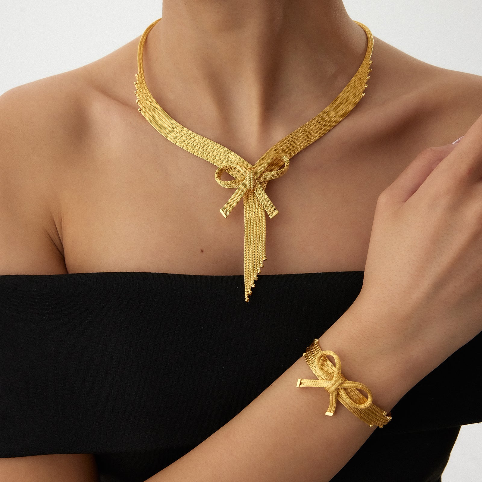 Elegant Kalzem Altın Set - TS00021