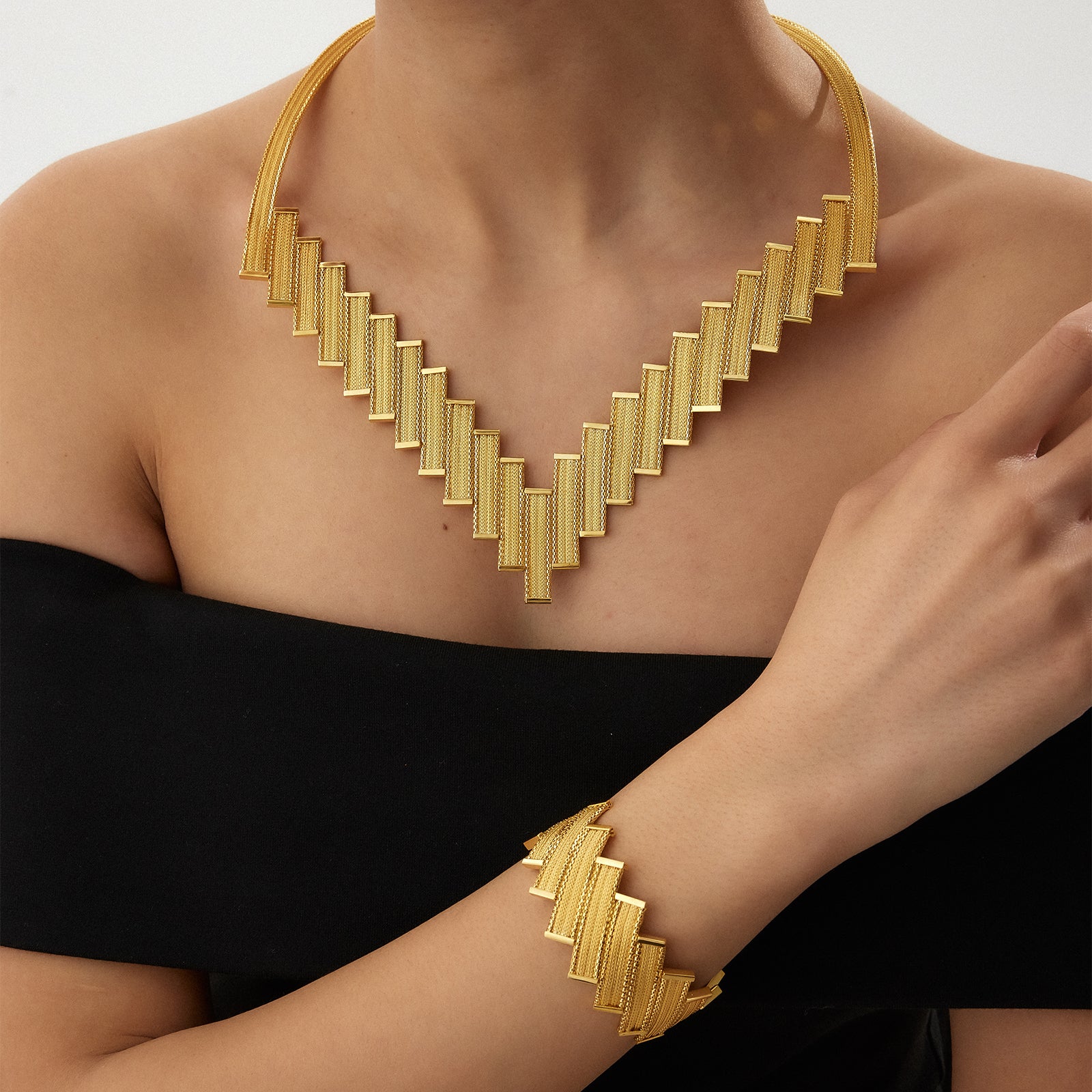 Belle Kalze Altın Set - TS00041