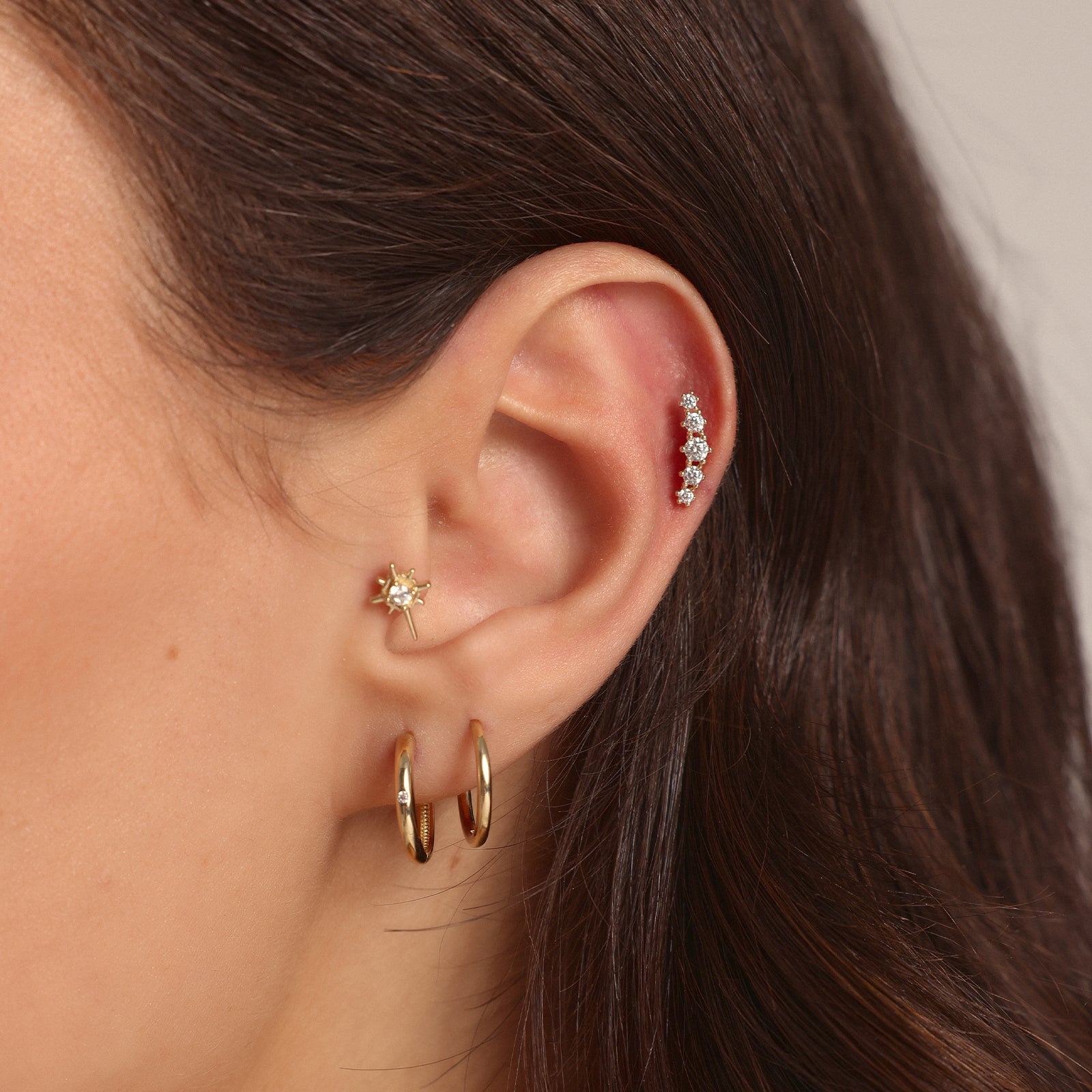 Taşlı Altın Tragus Piercing