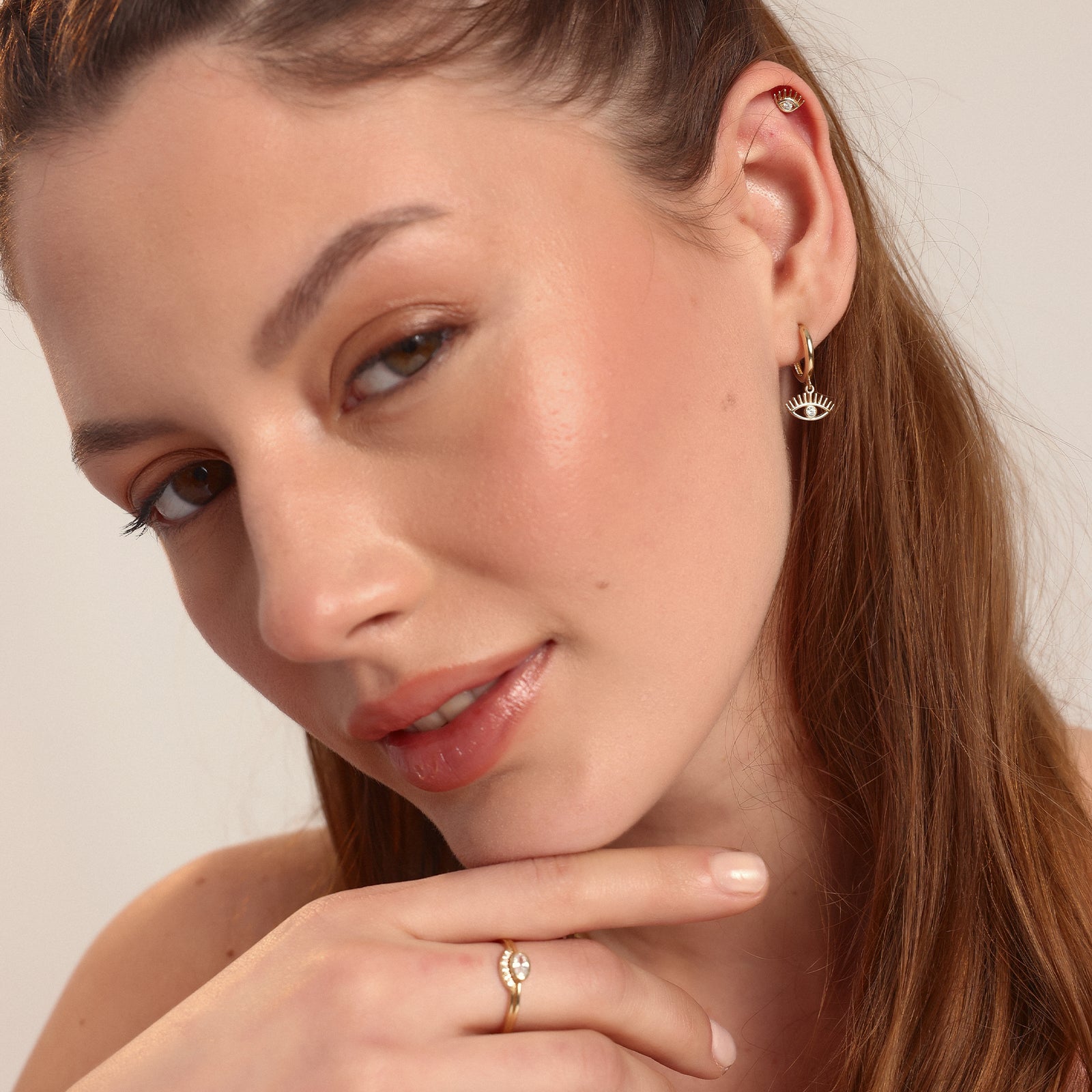 Taşlı Göz Altın Tragus Piercing